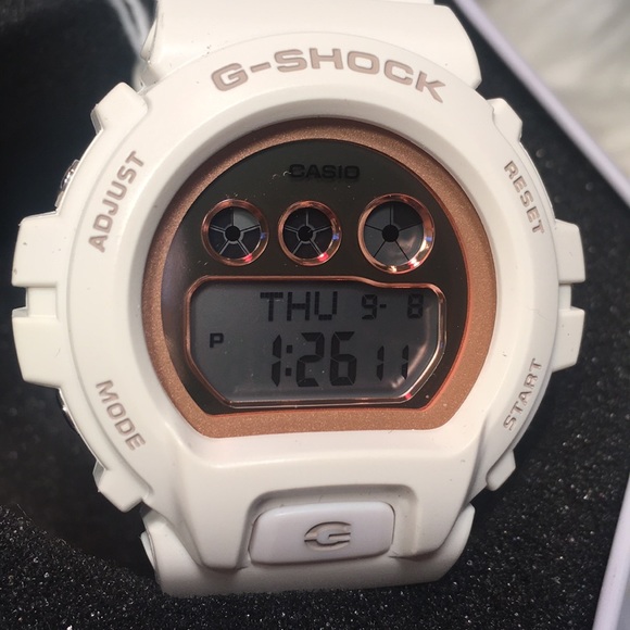 ⌚️✔️G-SHOCK®️ White and Rose gold Wrist Watch ✔️⌚️ - Picture 10 of 11